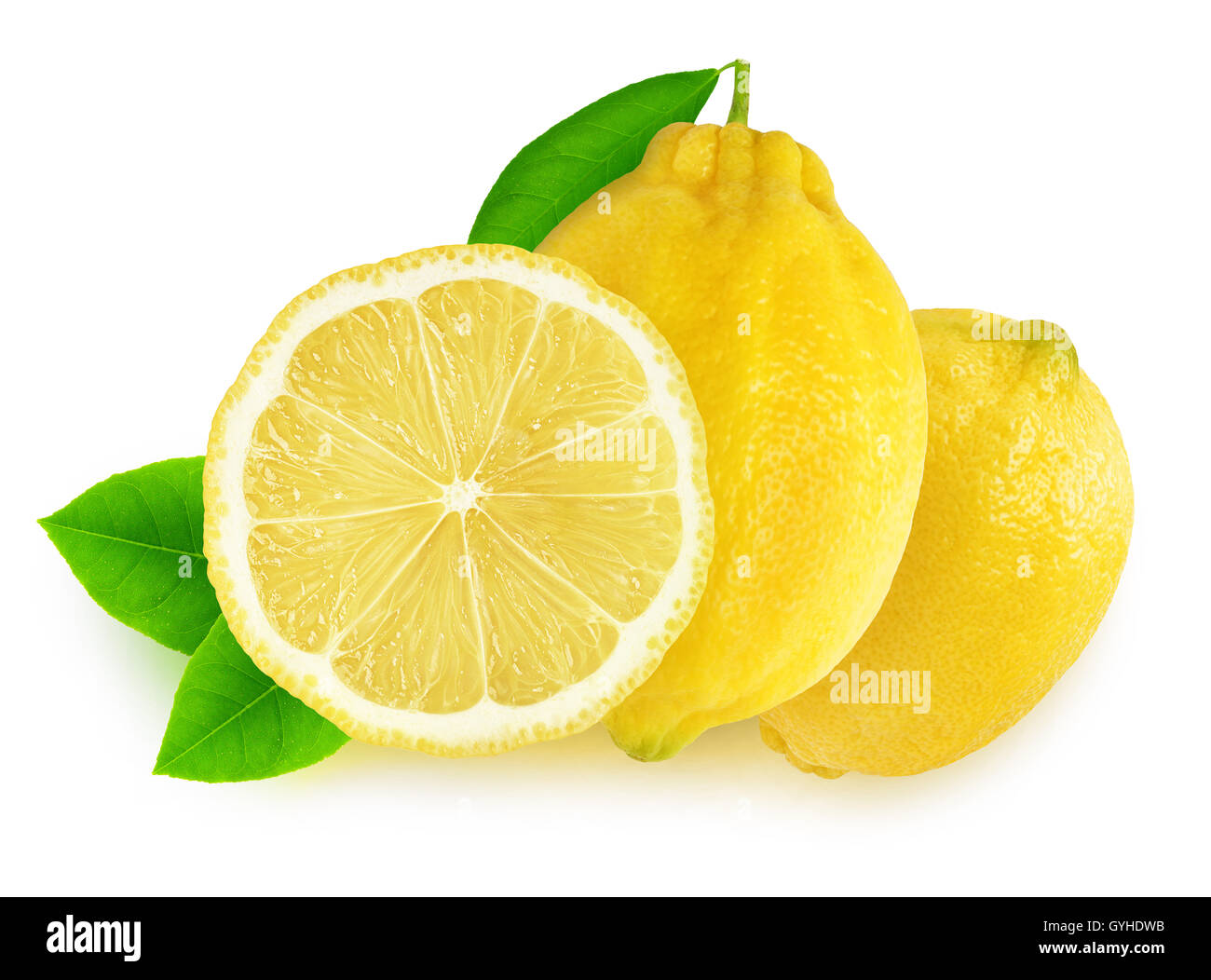 Citrons isolés. Couper les fruits de citron isolé sur fond blanc avec clipping path Banque D'Images