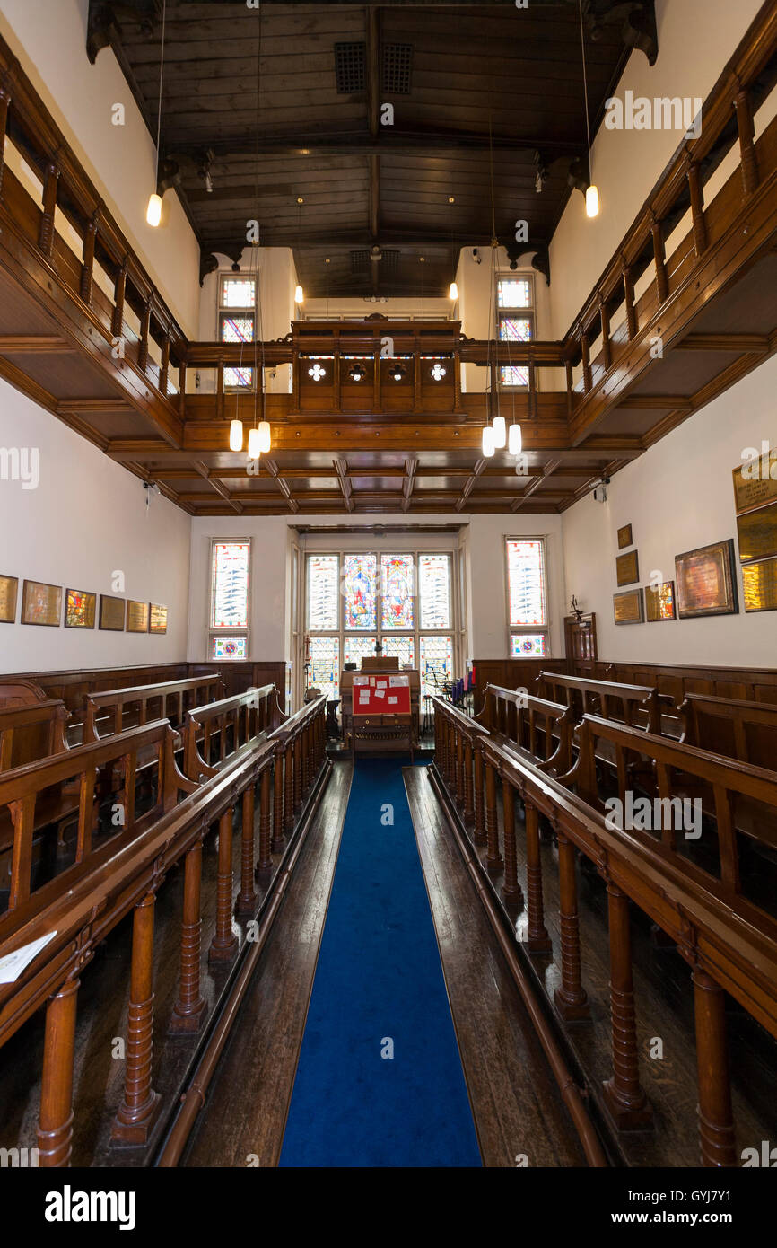 À l'intérieur / intérieur de la chapelle de Kneller Hall, Whitton, Twickenham. UK. Kneller Hall est accueil de l'École Royale Militaire de la musique Banque D'Images