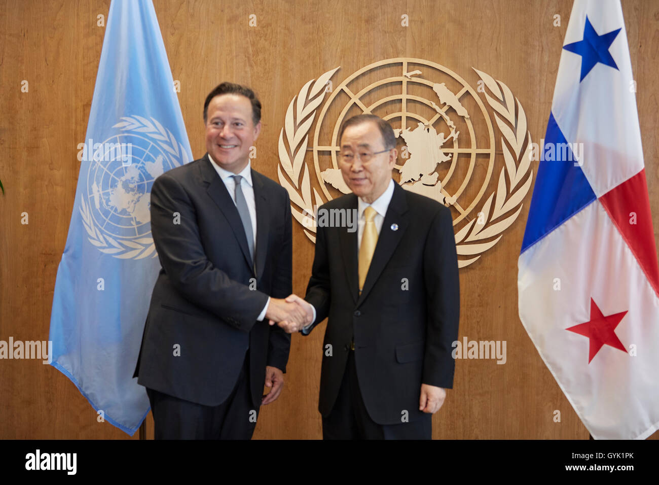 Le Secrétaire Général des Nations Unies (R), Ban Ki-moon, a rencontré aujourd'hui (L) M. Juan Carlos Varela Rodriguez, président, République du Panama. (Photo byMark J Sullivan/Pacific Press) Banque D'Images
