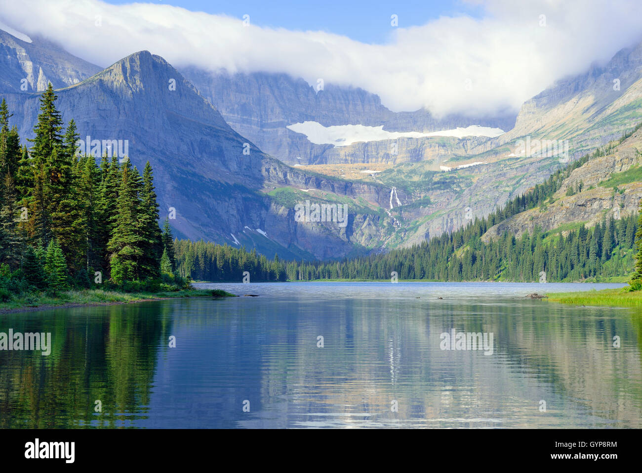 Alpine Lake Josephine sur le Grinnell Glacier dans le parc national des Glaciers en été Banque D'Images