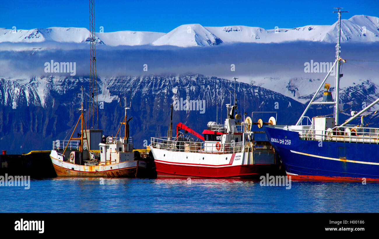 Les navires dans le port, l'Islande, Husavik Banque D'Images