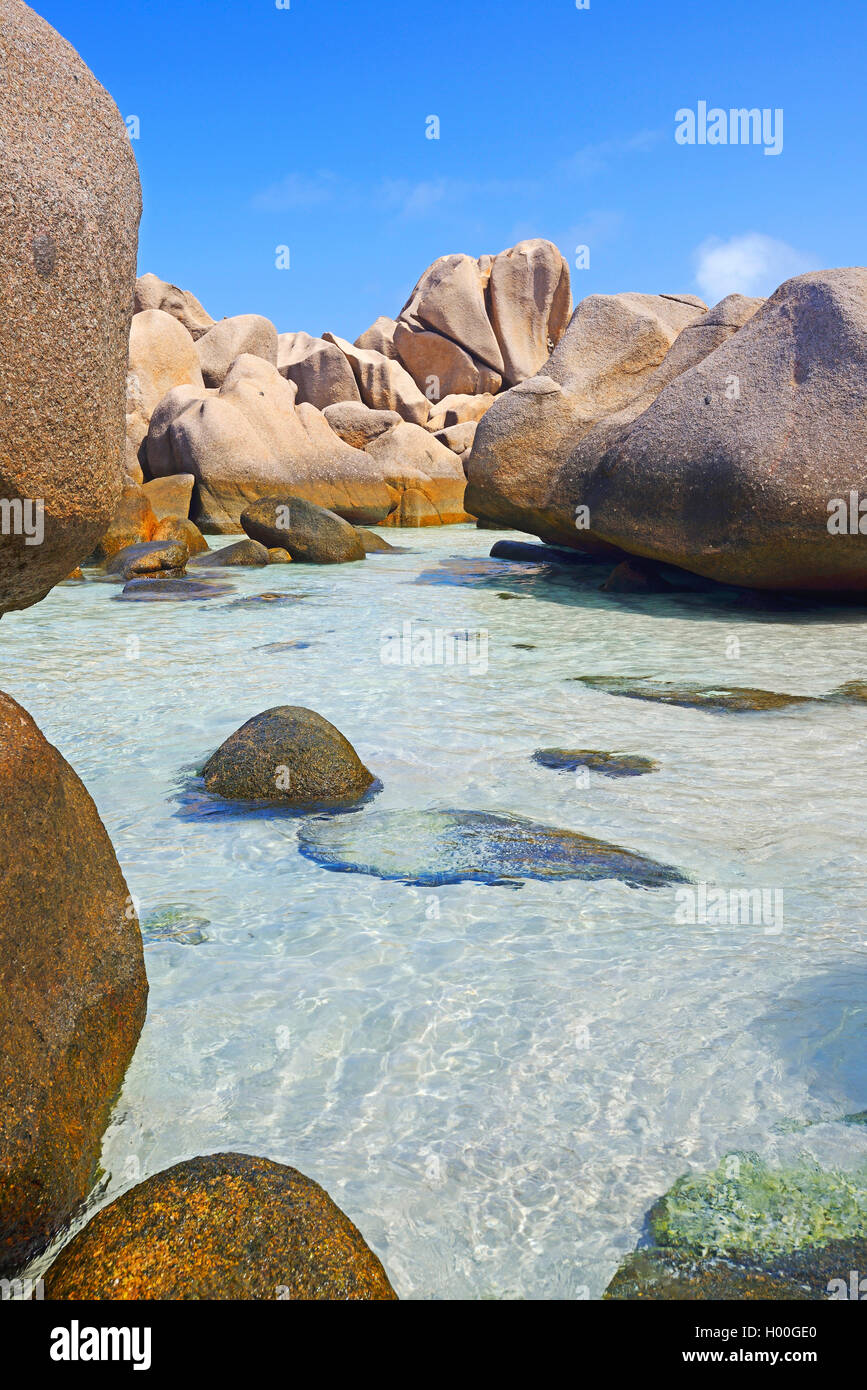 Les roches de granit de l'Anse Marron plage de rêve, La Source, Marron, les Seychelles, La Digue Banque D'Images