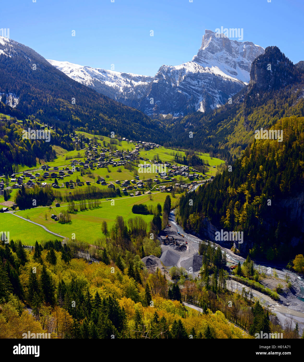 Village de Montagne et Randonnée Pic de Tenneverge, France, Haute-Savoie, Sixt-Fer-Ó-Cheval Banque D'Images