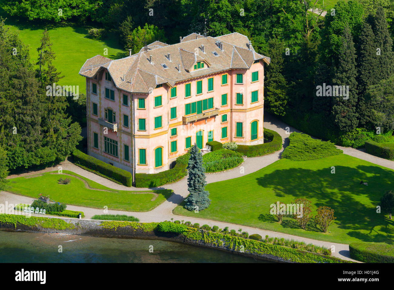 Italie, Lombardie, Lac de Côme, Tavernola, villa Dozzio (vue aérienne) Banque D'Images