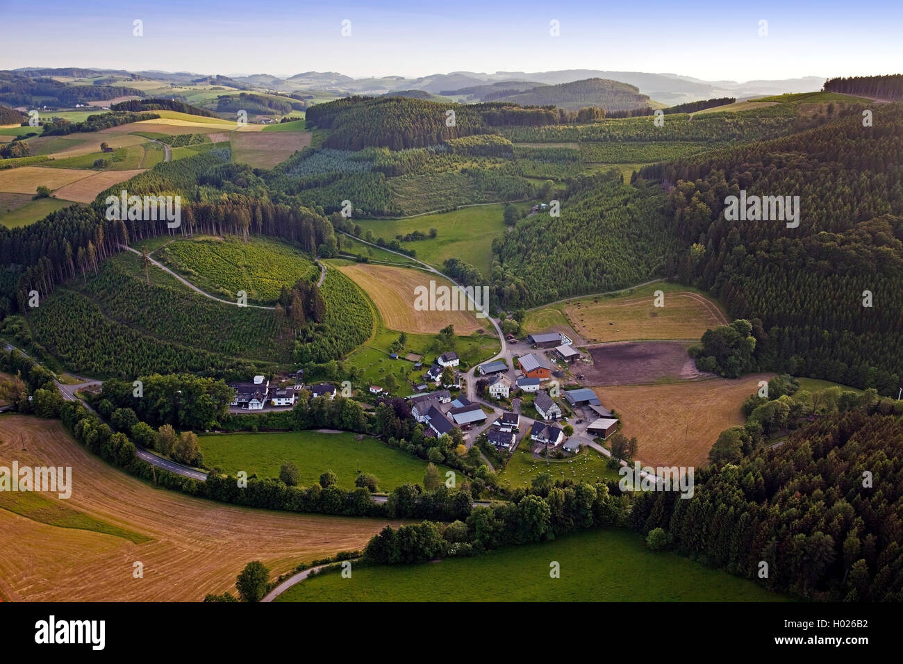 Vue aérienne de Lochtrup, Allemagne, Rhénanie du Nord-Westphalie, Rhénanie-Palatinat, Eslohe Banque D'Images