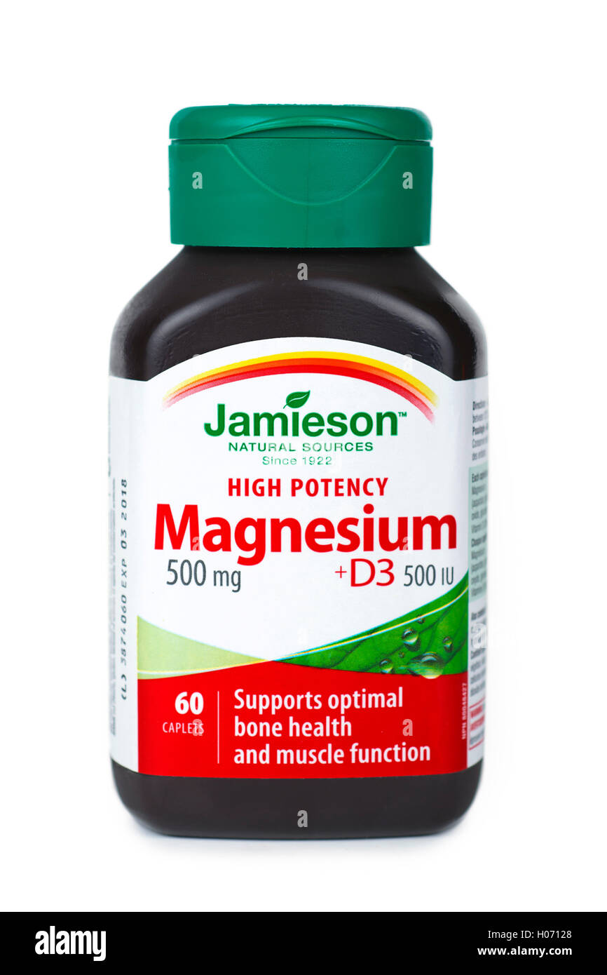 Bouteille de magnésium, vitamines et minéraux avec la vitamine D D3 Banque D'Images