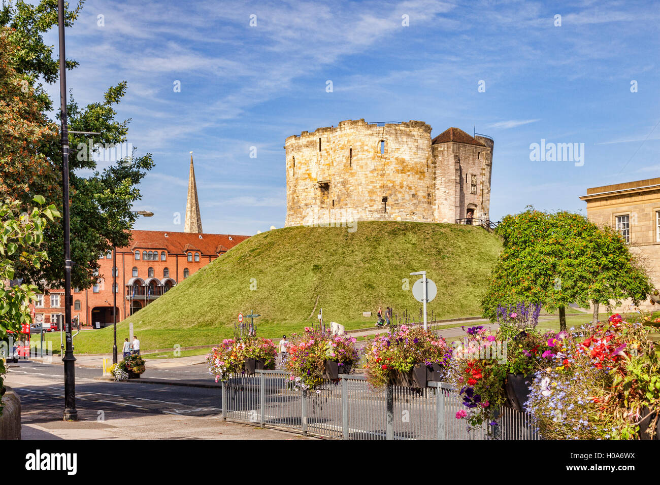 Clifford's Tower, York, North Yorkshire, Angleterre, Royaume-Uni Banque D'Images