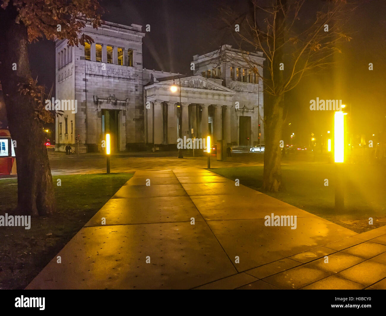 Le Propylaea est une porte de ville à Munich construit 1846 Banque D'Images