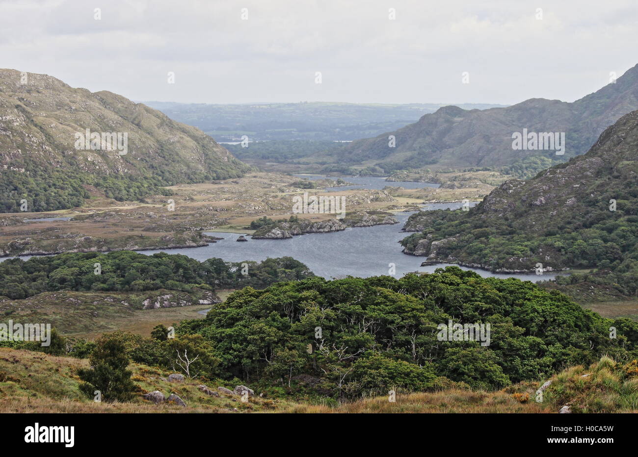 Le Parc National de Killarney. Irlande - Lough supérieure, HDR Banque D'Images