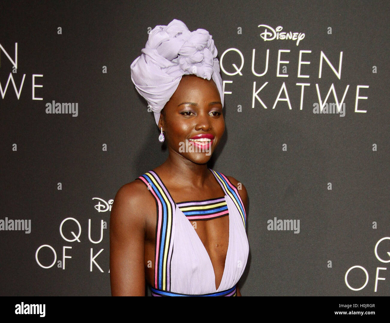 Hollywood, CA, USA. 20 Sep, 2016. 20 septembre 2016 - Hollywood, Californie - Lupita Nyong'o. 'Reine De Katwe'' Los Angeles Premiere tenue au El Capitan Theatre à Hollywood. Photo Credit : Crédit : AdMedia AdMedia/ZUMA/Alamy Fil Live News Banque D'Images