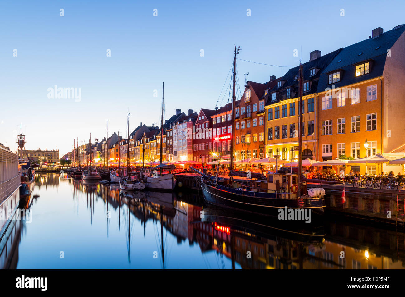 Du port de Nyhavn à Copenhague, Danemark Banque D'Images