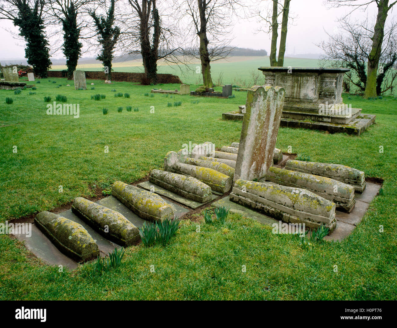 Deux groupes de tombes d'enfants à St James' cimetière aurait inspiré Charles Dickens' article 'Great Expectations' Kent, England, UK Banque D'Images