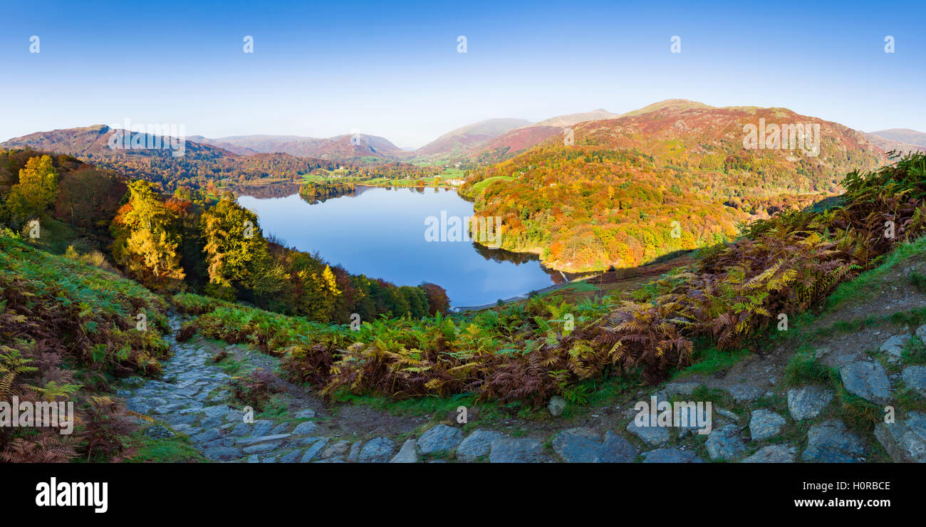 Vu de Loughrigg Grasmere est tombé dans le Parc National de Lake District. La région de Cumbria. L'Angleterre. Banque D'Images