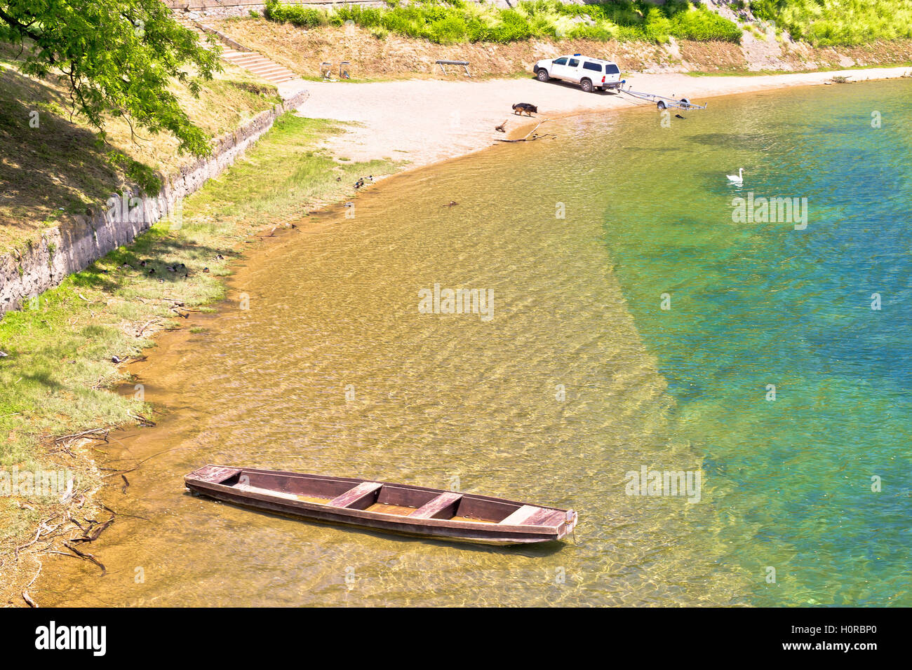 La plage de la rivière Korana Karlovac, dans le nord de la Croatie Banque D'Images