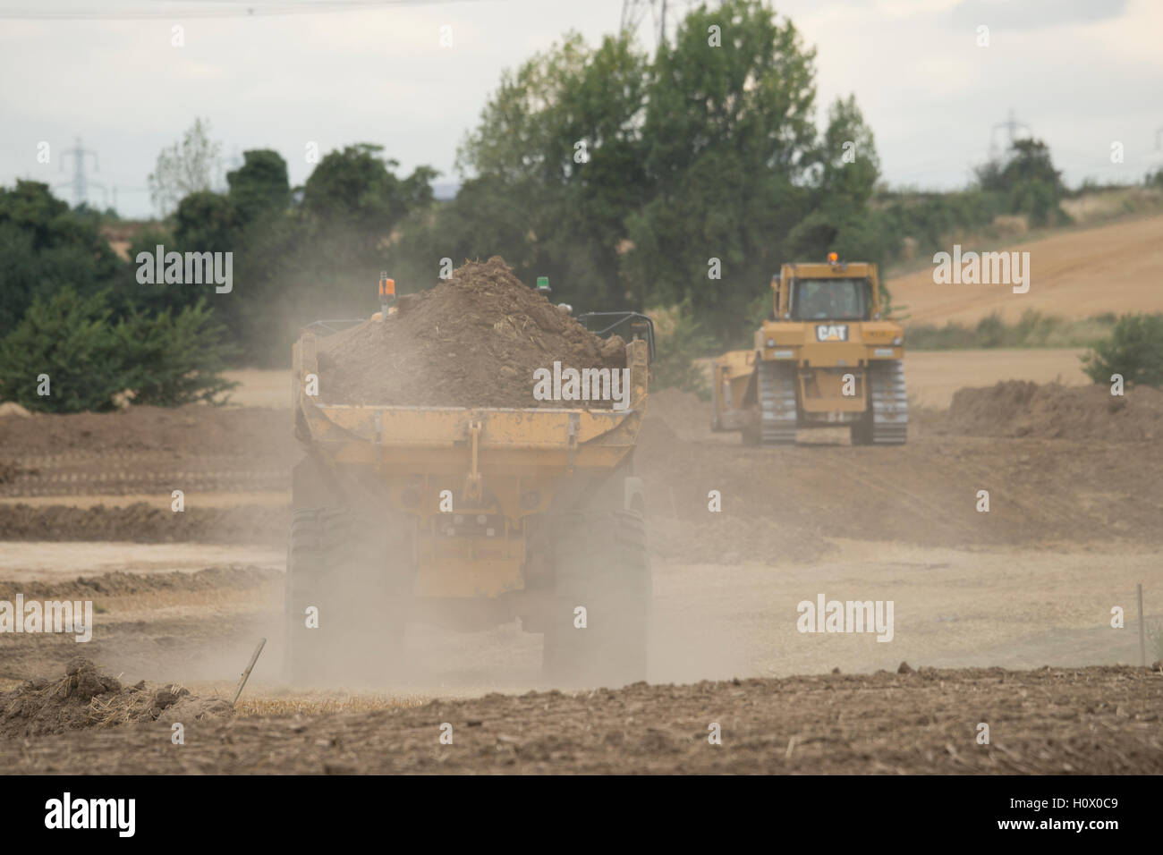 Première phase de la nouvelle transformation dans un petit village de campagne appelé le hoo dans le kent. Les mineurs viennent à l'exploitation minière des champs de ferme locaux pour leurs ressources REM Banque D'Images