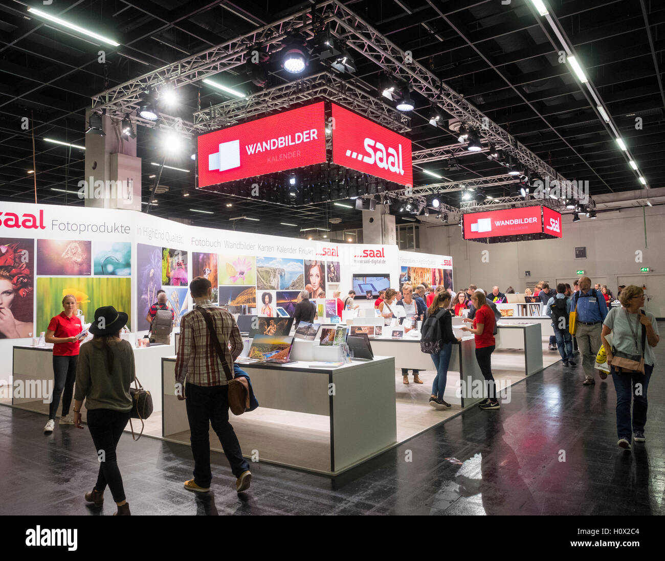 Saal photo book company stand au salon Photokina de Cologne, en Allemagne , 2016 Banque D'Images