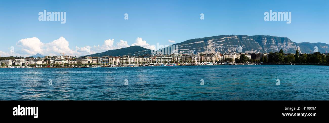 Vue panoramique du quartier des Eaux-Vives à Genève, Suisse vu de Paquis Banque D'Images