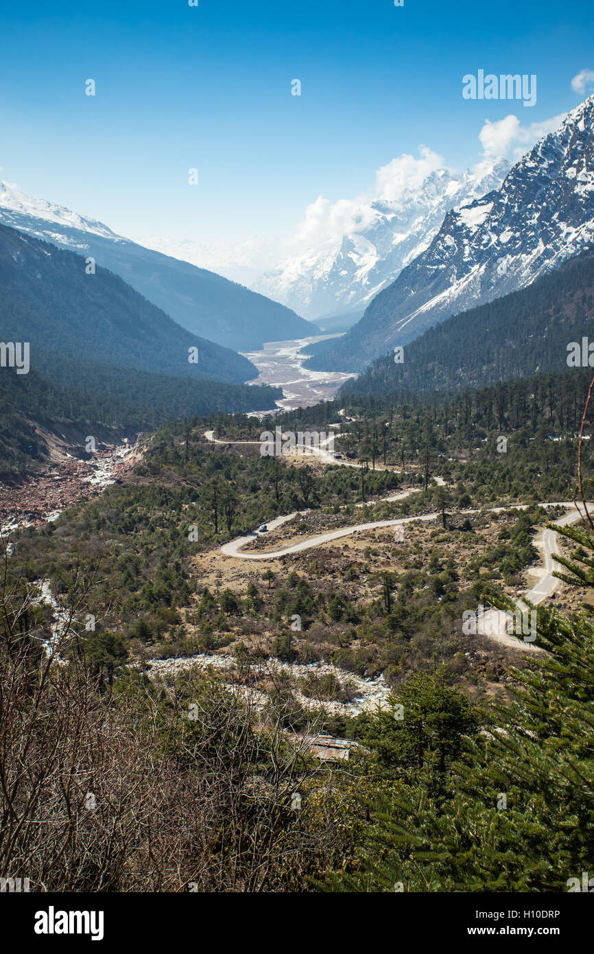 Vue sur montagne neige dans le Sikkim, Inde. Banque D'Images