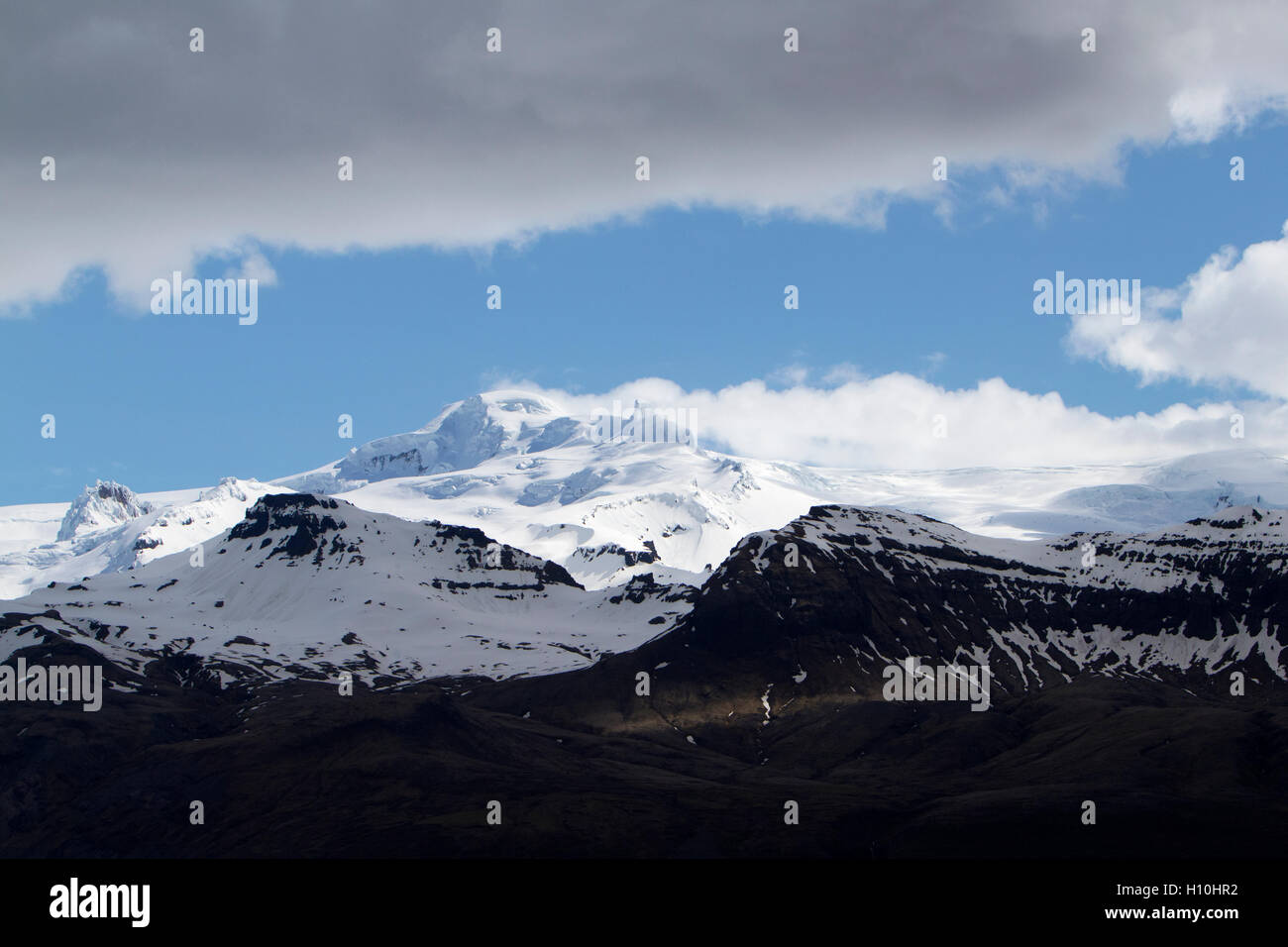 Oraefajokull Hvannadalshnukur plus haut sommet du volcan couvert de glace partie de glacier de vatnajokull. Banque D'Images