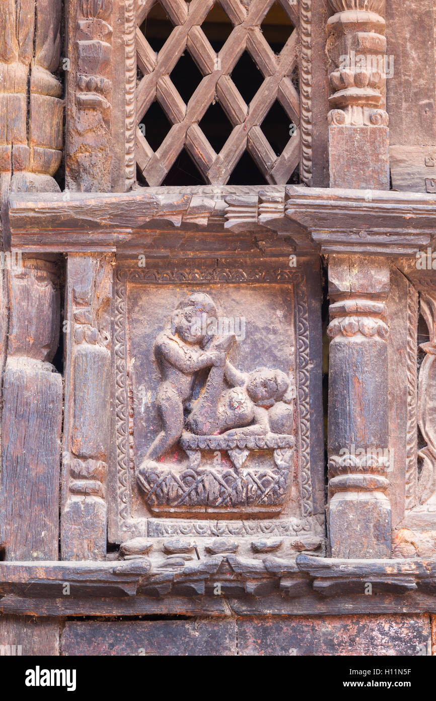 L'affichage érotique au temple de Dattatreya, Bhaktapur, Népal Banque D'Images