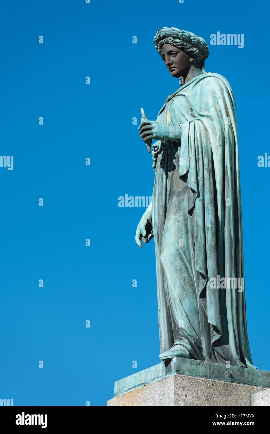 Statue de femme, Jubiläumssäule, mémorial à Guillaume Ier de Wurtemberg, Schlossplatz, Stuttgart, Bade-Wurtemberg Banque D'Images