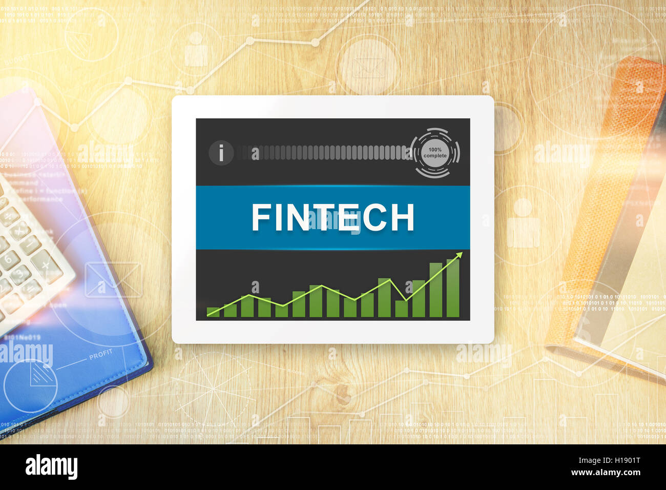 La technologie financière fintech ou word sur tablette avec lumière douce effet vintage Banque D'Images