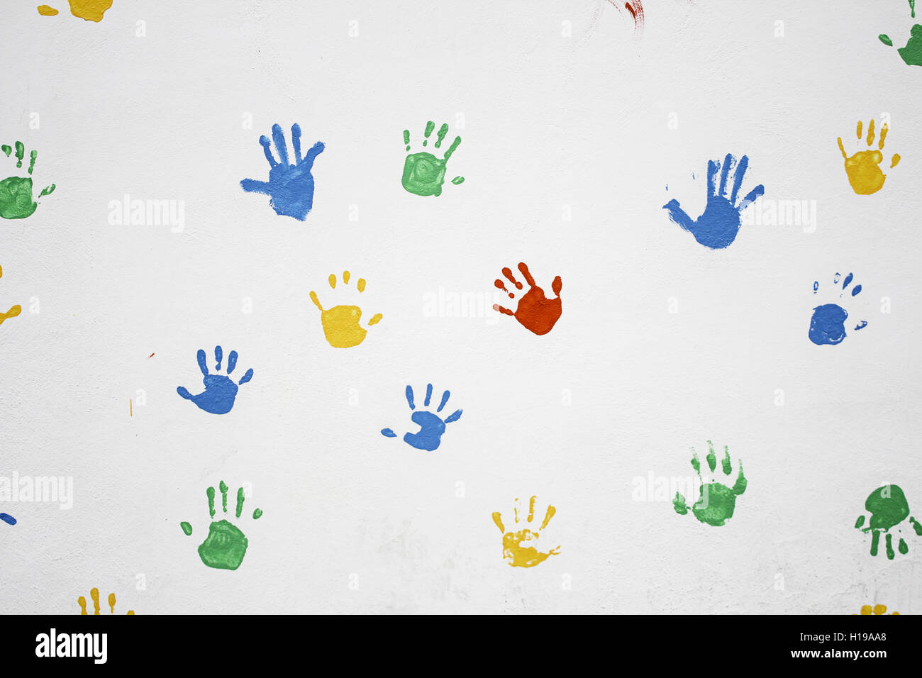 Couleurs des murs urbains les mains, symbole Banque D'Images