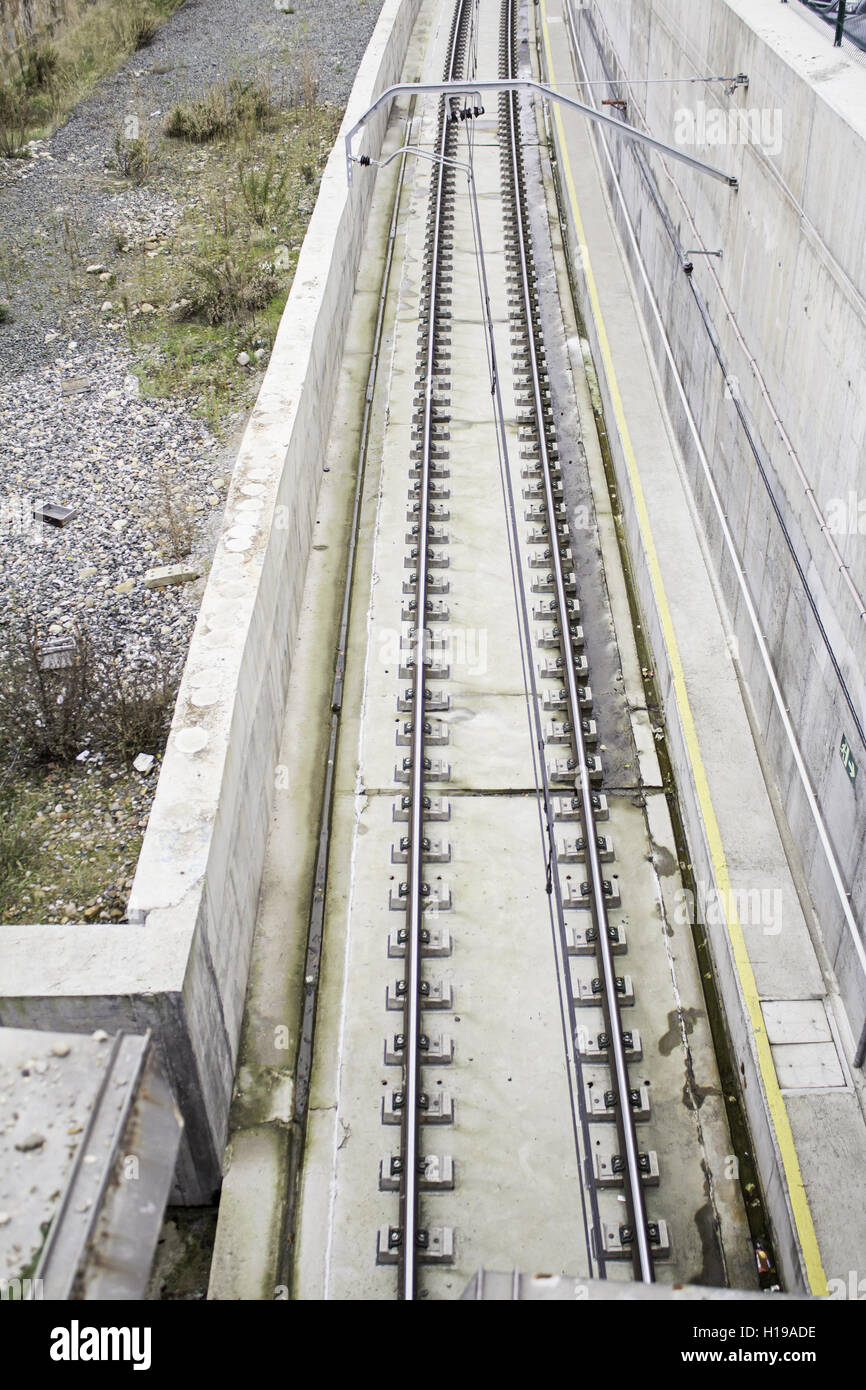 Train routier véhicule et transport urbain ville Banque D'Images