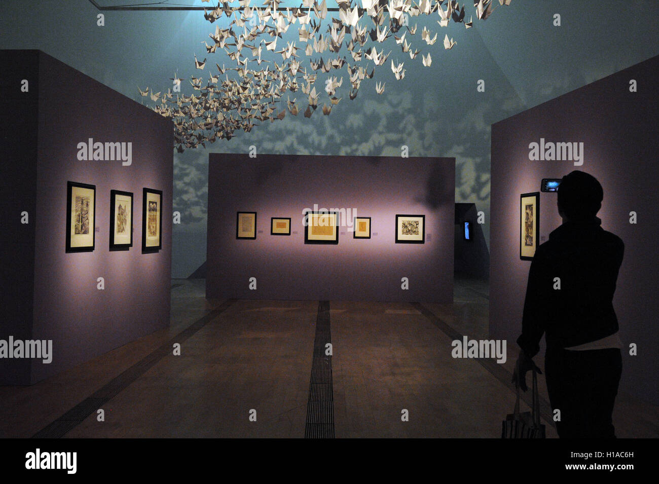 Escher exhibition Banque de photographies et d’images à haute ...