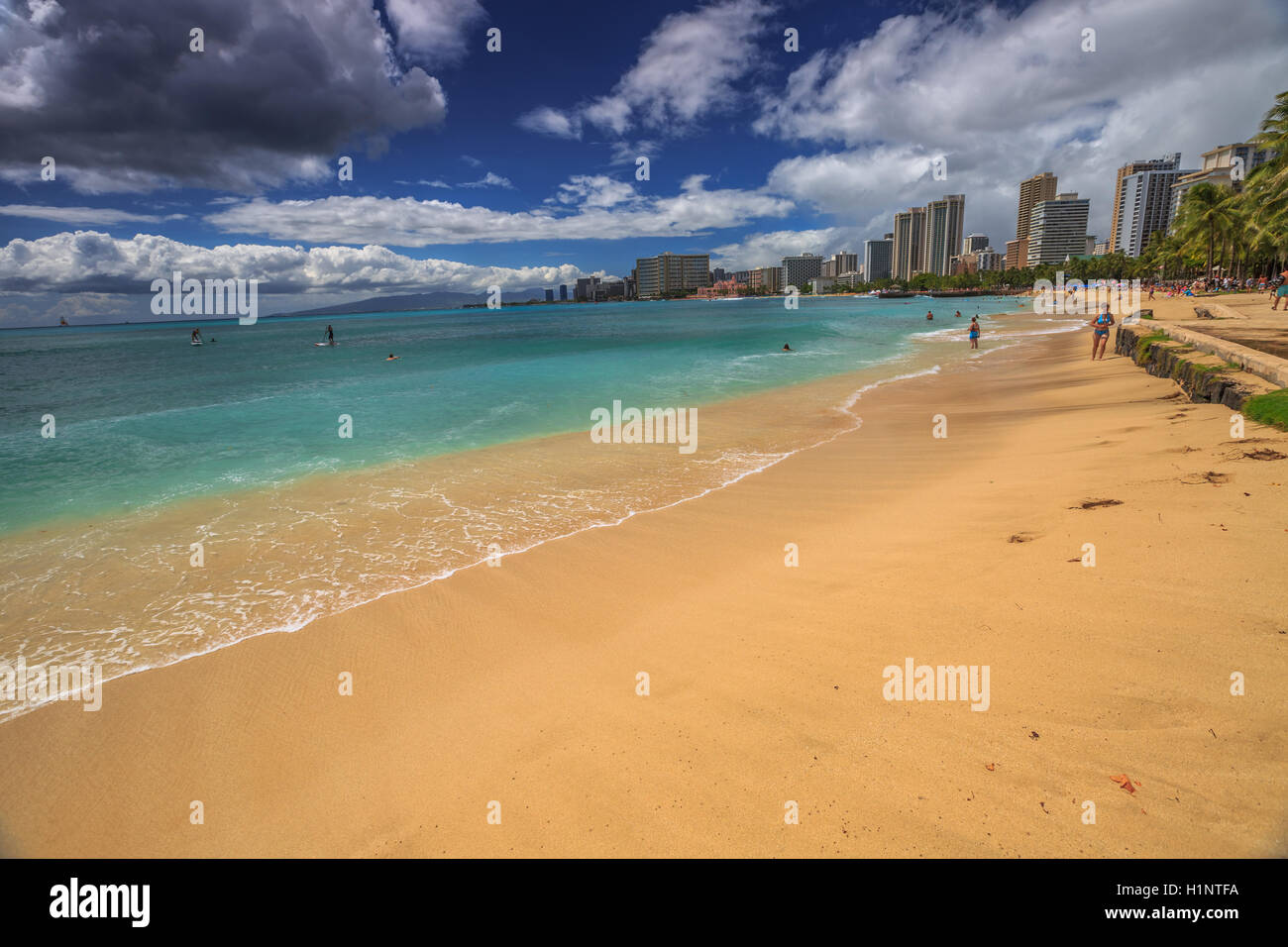 Waikiki Beach Skyline Banque D'Images