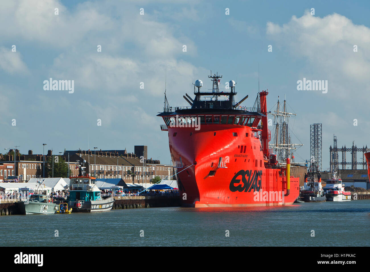 Le Service Esvagt Njord Navire Opération (SOV) pour l'industrie de l'énergie offshore amarré à Great Yarmouth. Banque D'Images