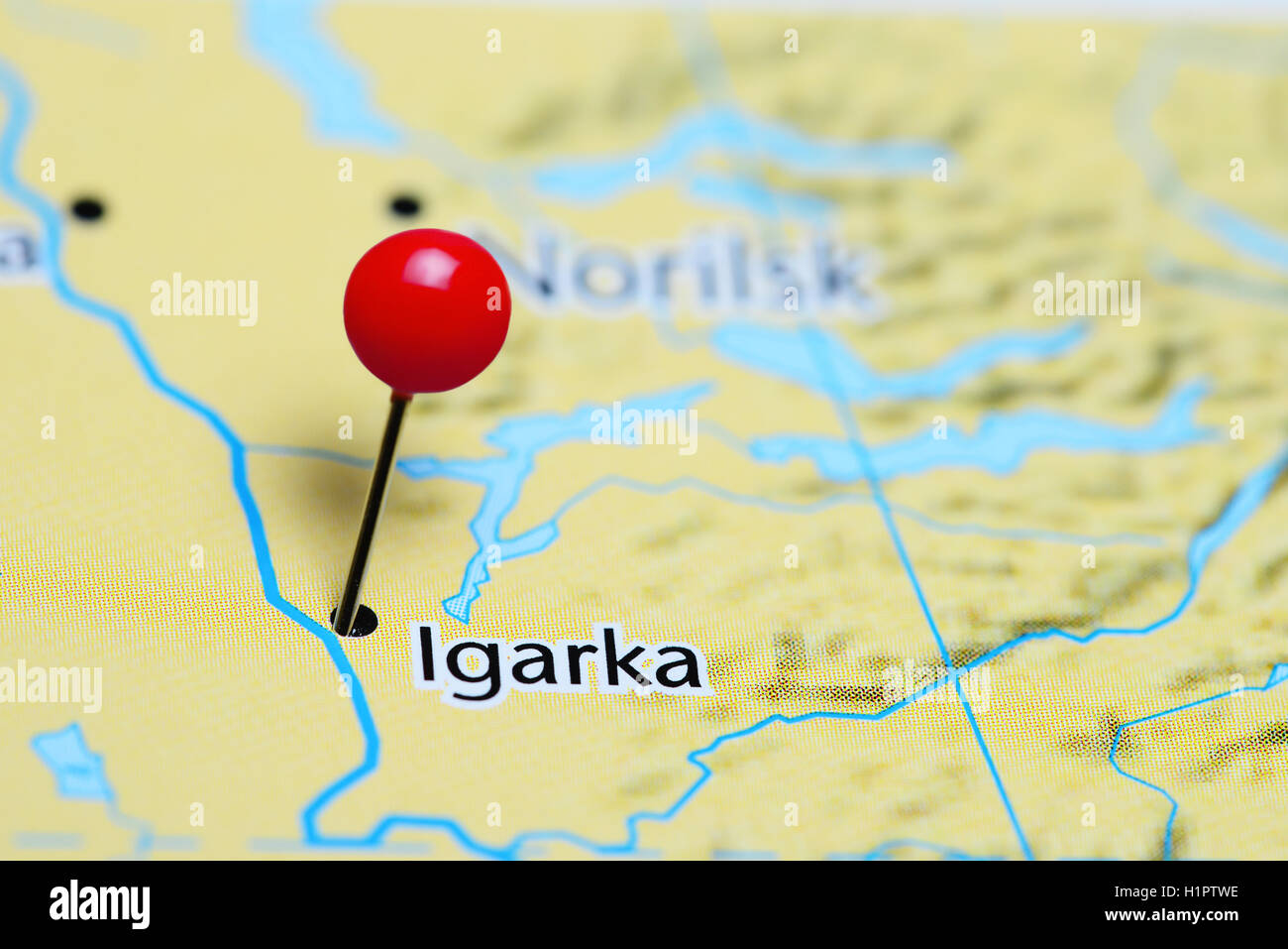 Igarka épinglée sur une carte de la Russie Banque D'Images
