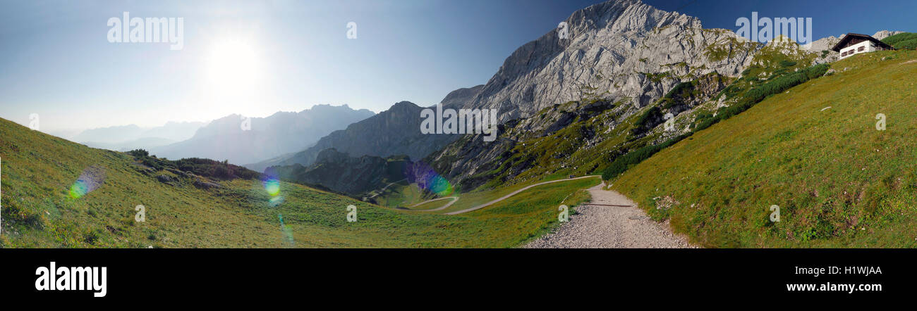 Les Alpes Allemagne Garmisch Partenkirchen Alpspitze Osterfelderkopf paysage de montagne Banque D'Images