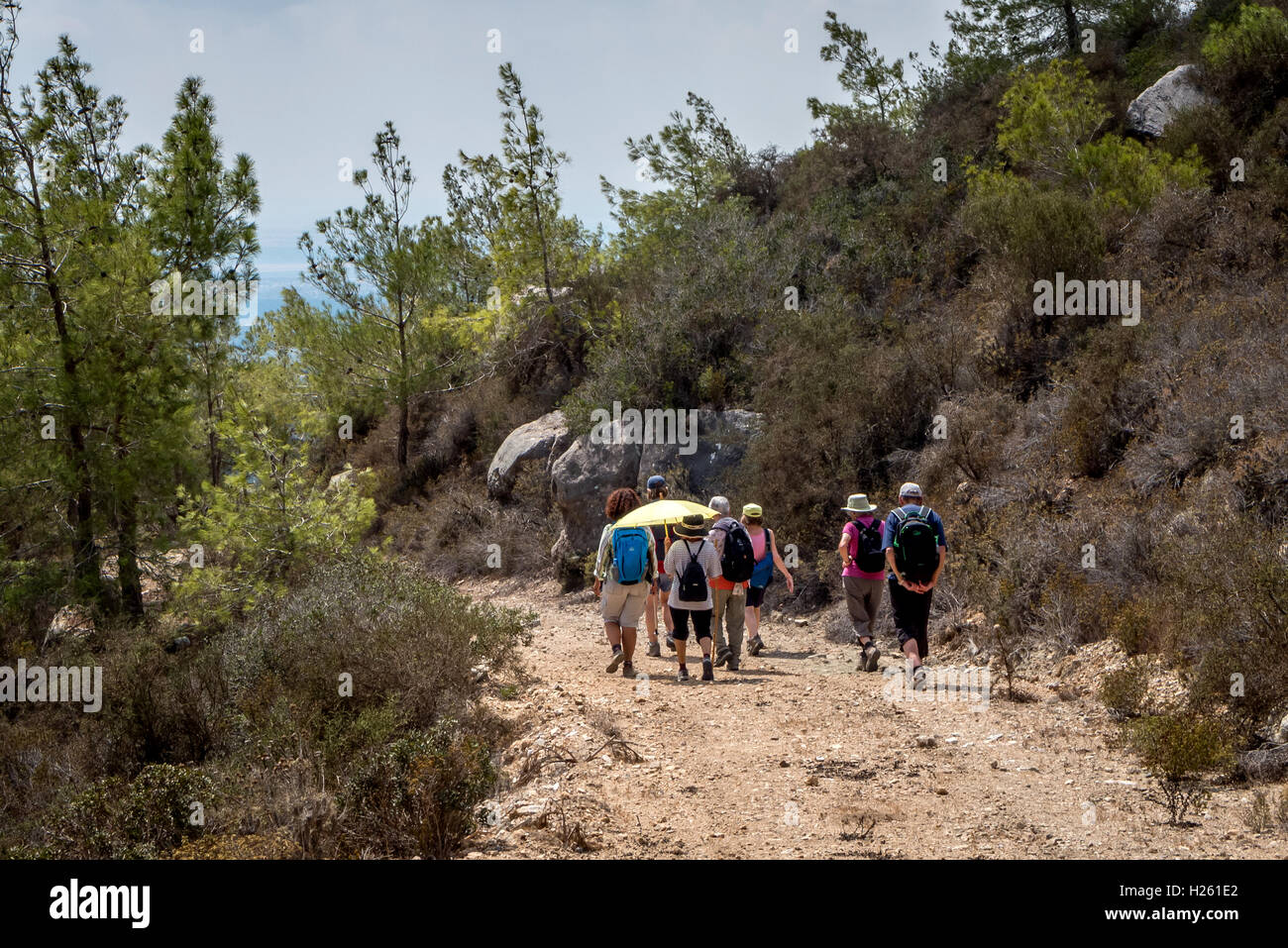Randonneurs à pied dans la région du Karpas de Chypre du nord Banque D'Images