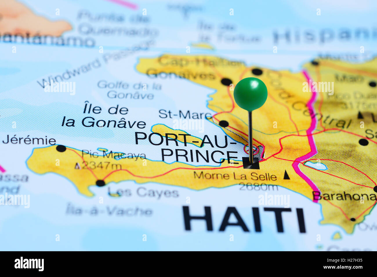 Port-au-Prince coincé sur une carte d'Haïti Banque D'Images