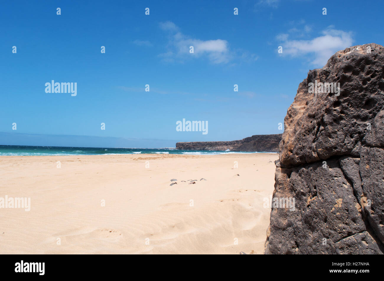 Fuerteventura, Îles Canaries, Afrique du Nord, Espagne : vue de la plage de Playa de la Escalera, l'un des plus célèbres de la côte nord-ouest Banque D'Images