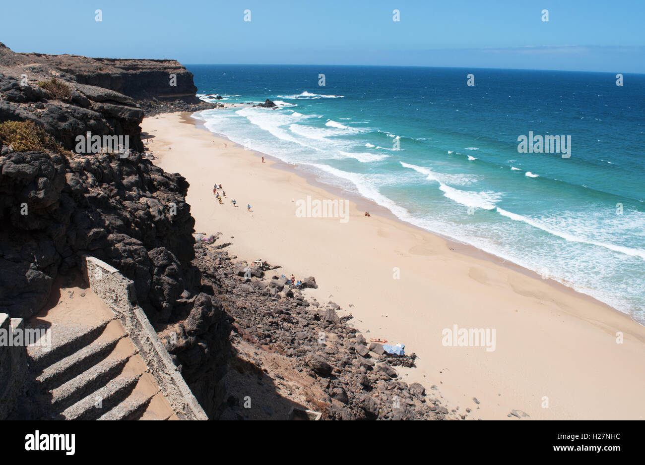Fuerteventura, Îles Canaries, Afrique du Nord, Espagne : vue de la plage de Playa de la Escalera, l'un des plus célèbres de la côte nord-ouest Banque D'Images