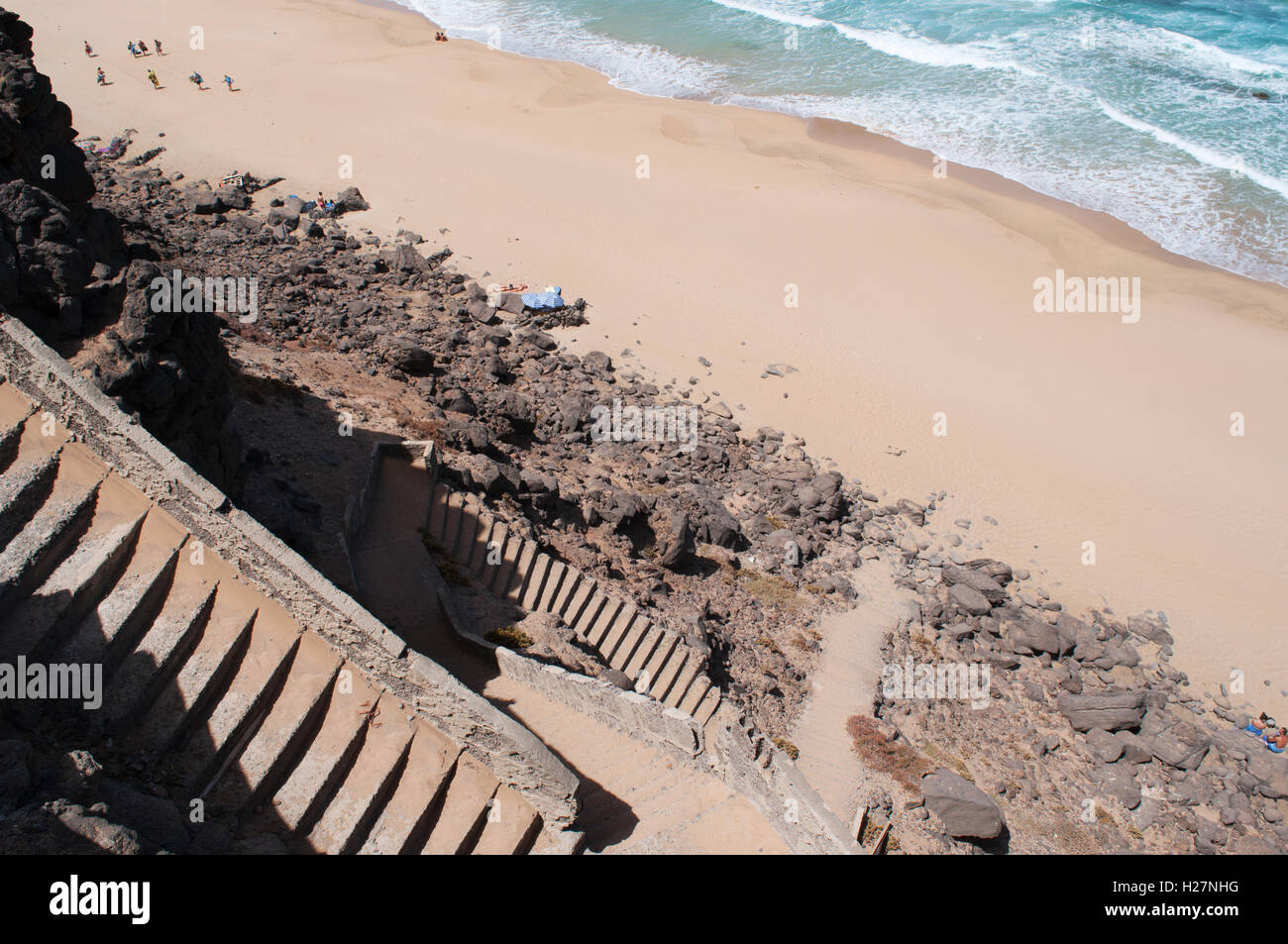 Fuerteventura, Îles Canaries, Afrique du Nord, Espagne : vue de la plage de Playa de la Escalera, l'un des plus célèbres de la côte nord-ouest Banque D'Images