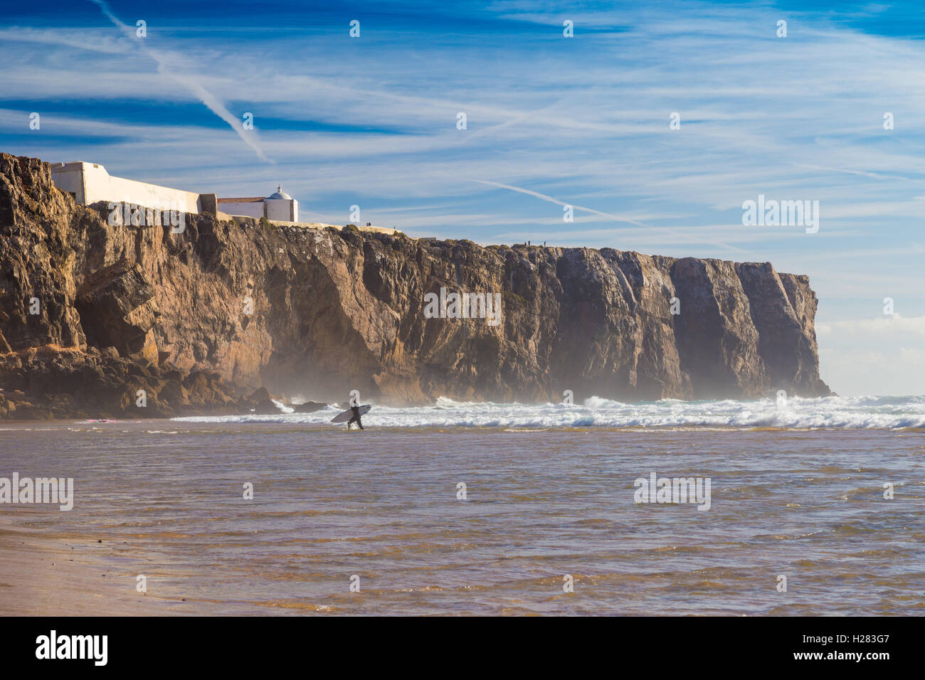 Praia do Tonel, petite plage isolée dans la région de l'Alentejo, Sagres, Portugal Banque D'Images