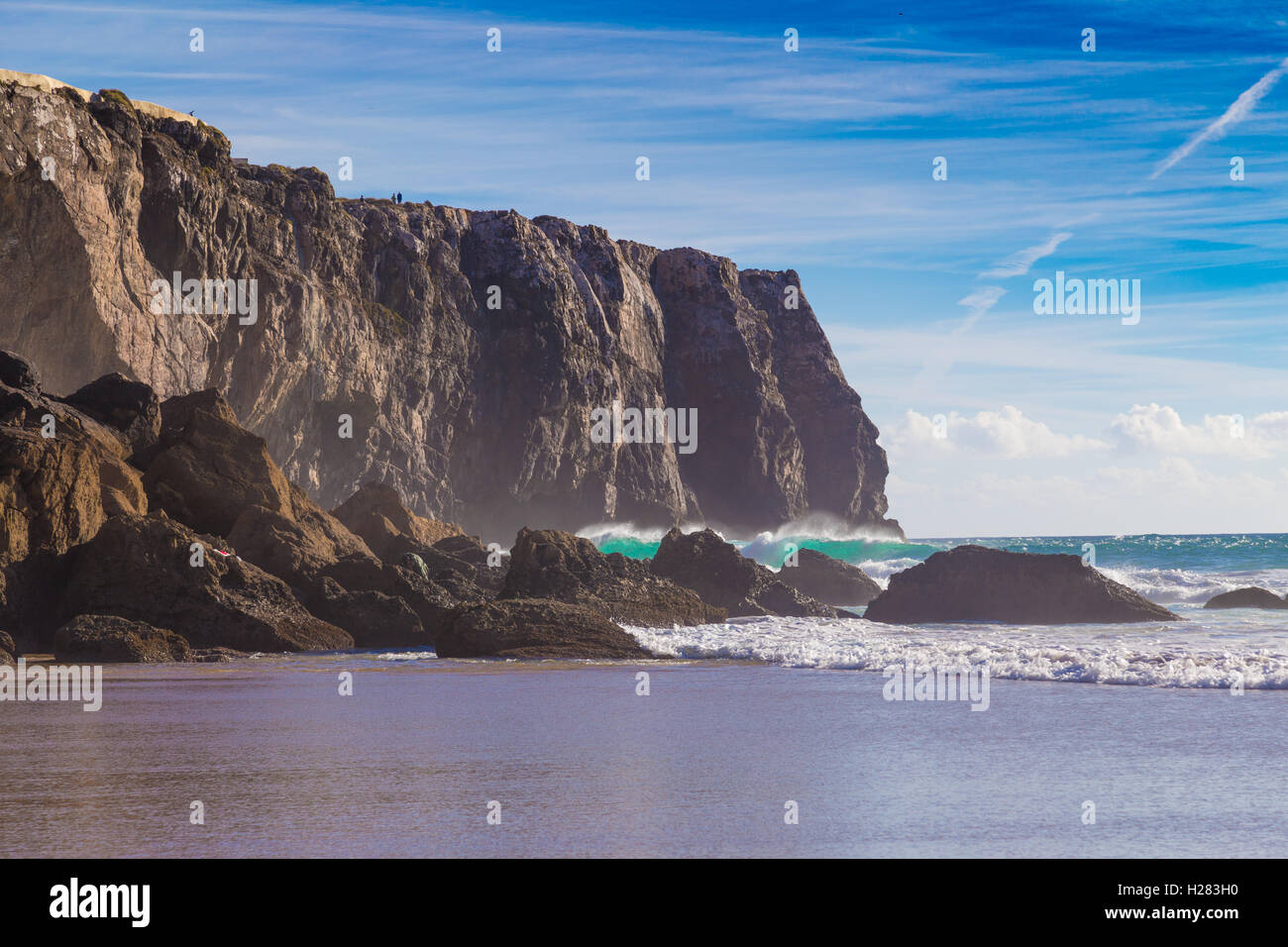 Praia do Tonel, petite plage isolée dans la région de l'Alentejo, Sagres, Portugal. Banque D'Images