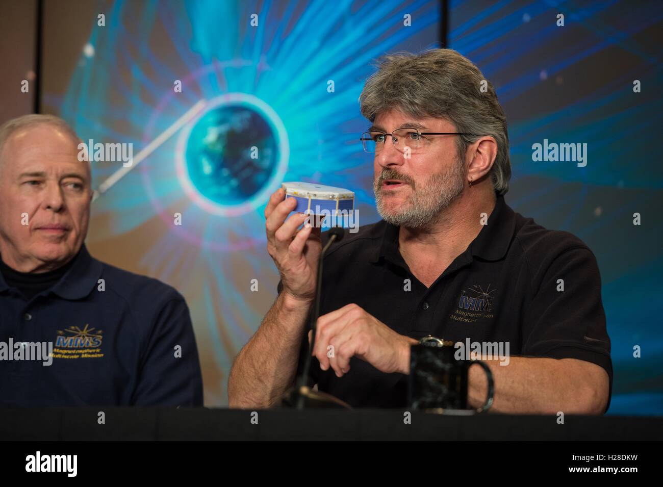 Le Centre de Vol Spatial Goddard Gestionnaire de projet MMS Craig Tooley parle lors d'un lancement au siège de la NASA, 25 février 2015 à Washington, DC. Banque D'Images