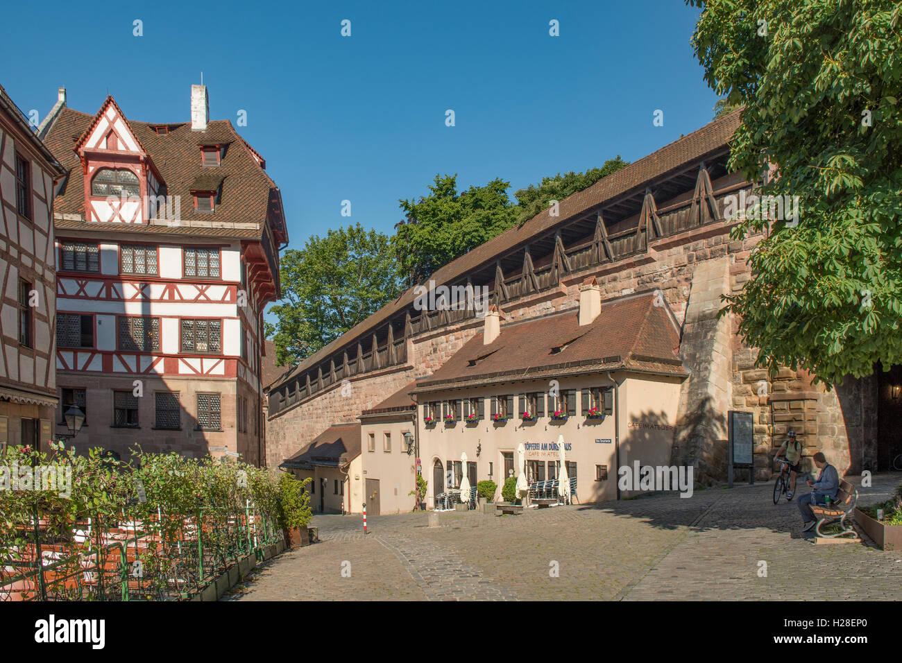 Albrecht Durer Haus et mur de la ville, Nuremberg, Bavière, Allemagne Banque D'Images