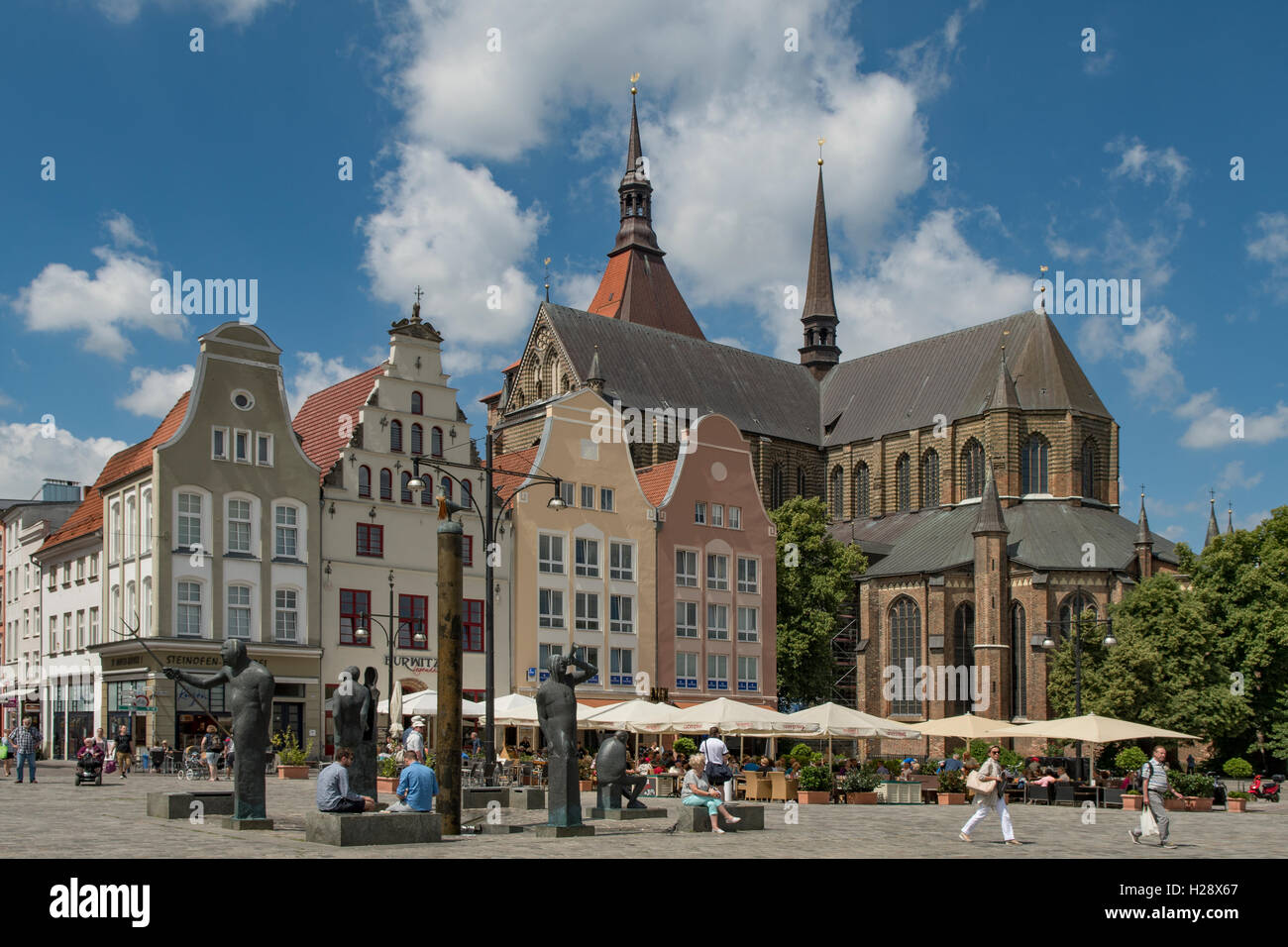 Bâtiments baroques autour de Neuer Markt, Rostock, Mecklenburg-Vorpommern, Allemagne Banque D'Images