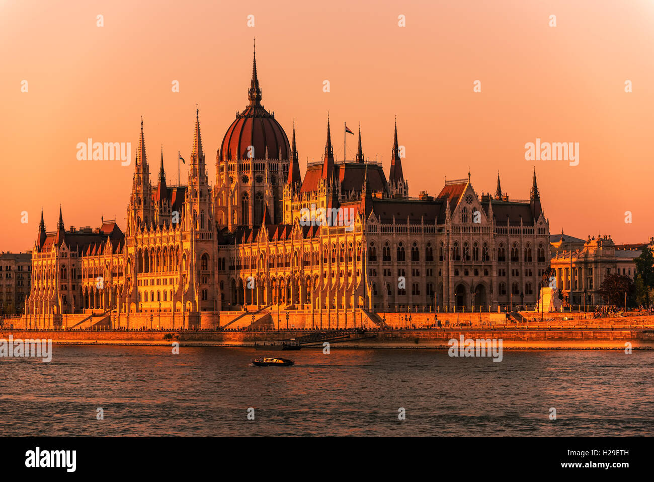 Budapest, Hongrie : Bâtiment du Parlement hongrois Banque D'Images