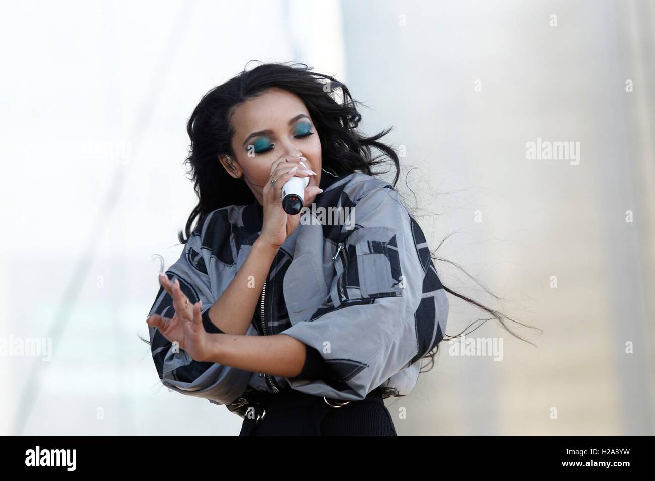 Tinashe présents pour 2016 iHeartRadio Music Festival - SAM, T-Mobile Arena, Las Vegas, NV le 24 septembre 2016. Photo par : James Atoa/Everett Collection Banque D'Images