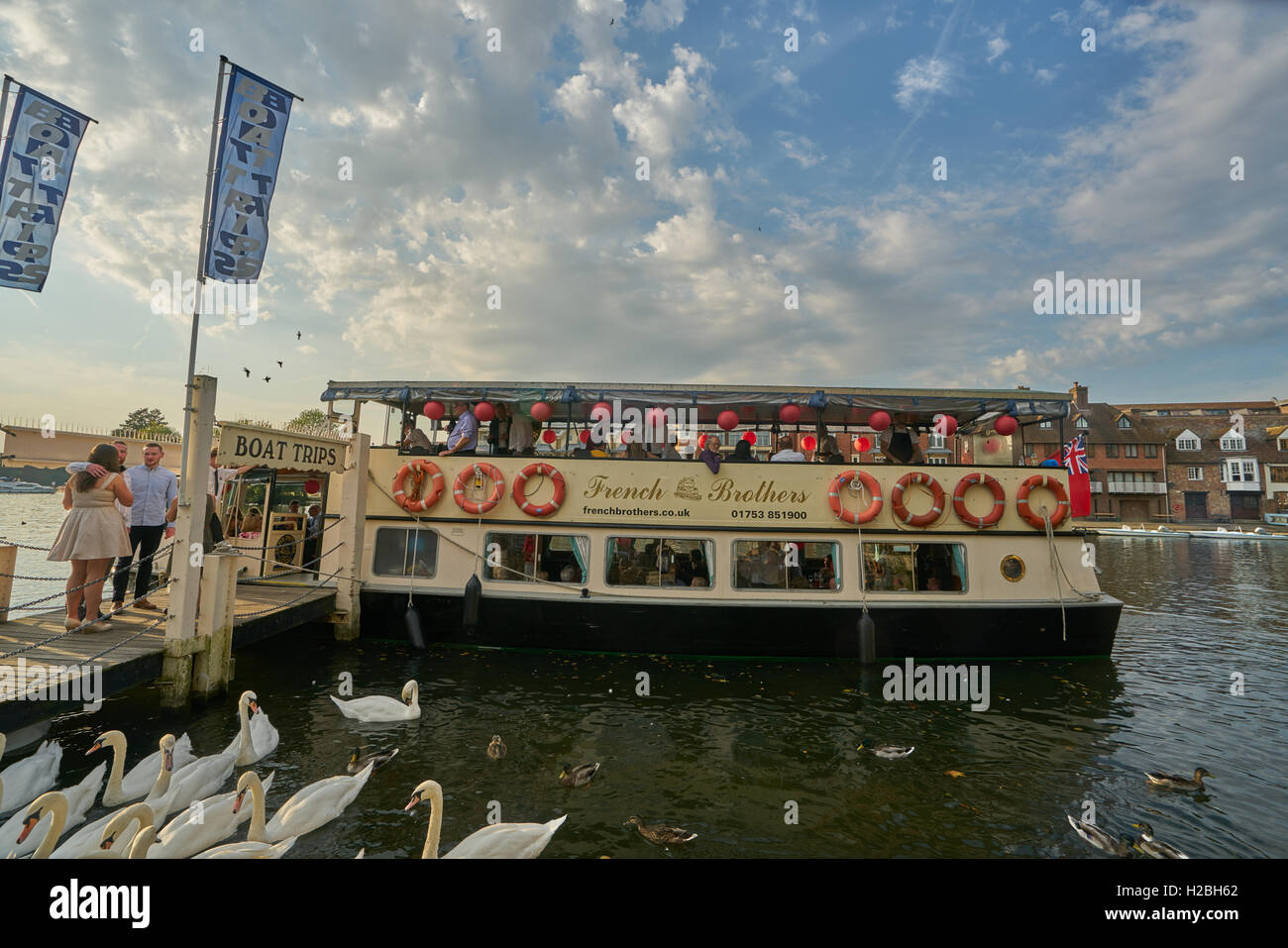 Voyage en bateau sur la Tamise, Windsor. Banque D'Images