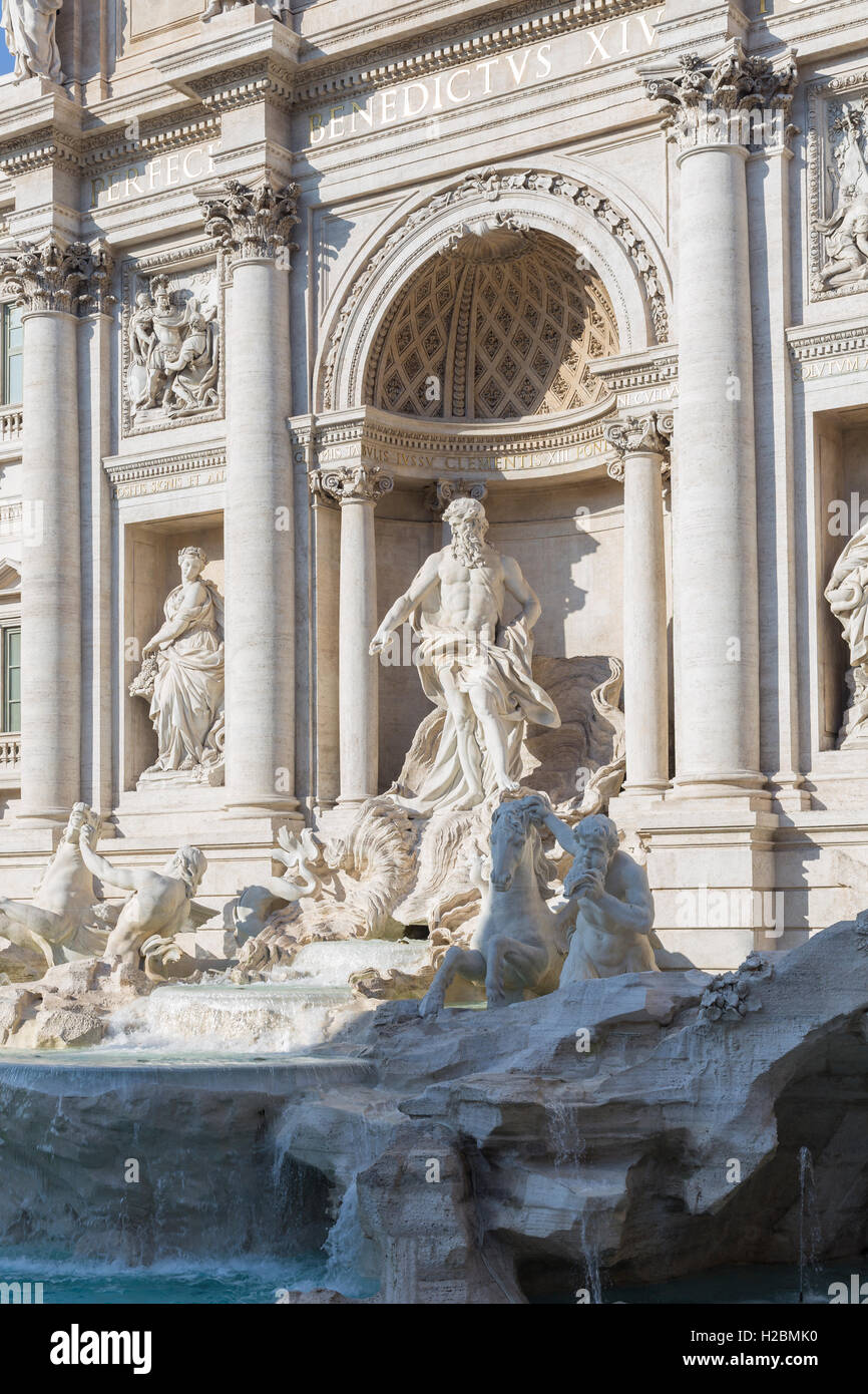 La fontaine de Trevi (Fontana di Trevi), détail, Rome, Italie Banque D'Images