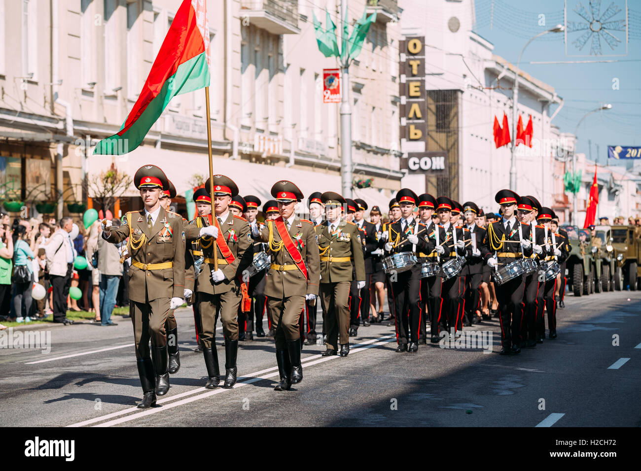 Le Bélarus, Homiel célébration Fête de la victoire le 9 mai. Personnel de l'Institut de génie de Gomel de ministère des Situations d'urgence, Emerco Banque D'Images