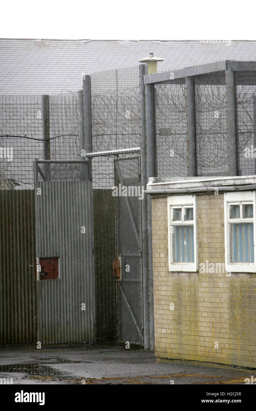 H-Block cour d'exercice de l'ancienne prison de Maze en Irlande du Nord, Royaume-Uni Banque D'Images