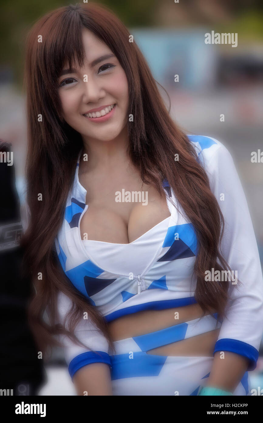 La beauté de la Thaïlande. Portrait d'une belle femme asiatique. Thaïlande S. E. Asie. Filles thaïlandaises. Femme asiatique souriante. Sexy fille thaïlandaise Banque D'Images